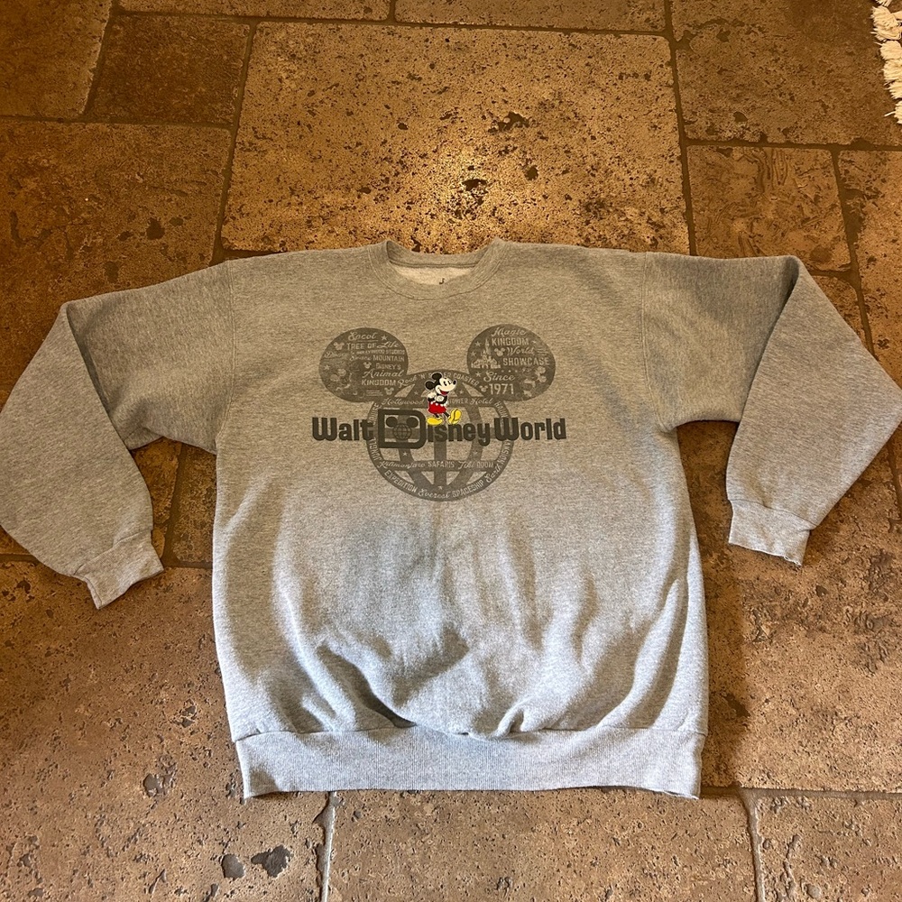 Walt Disney World Sweatshirt